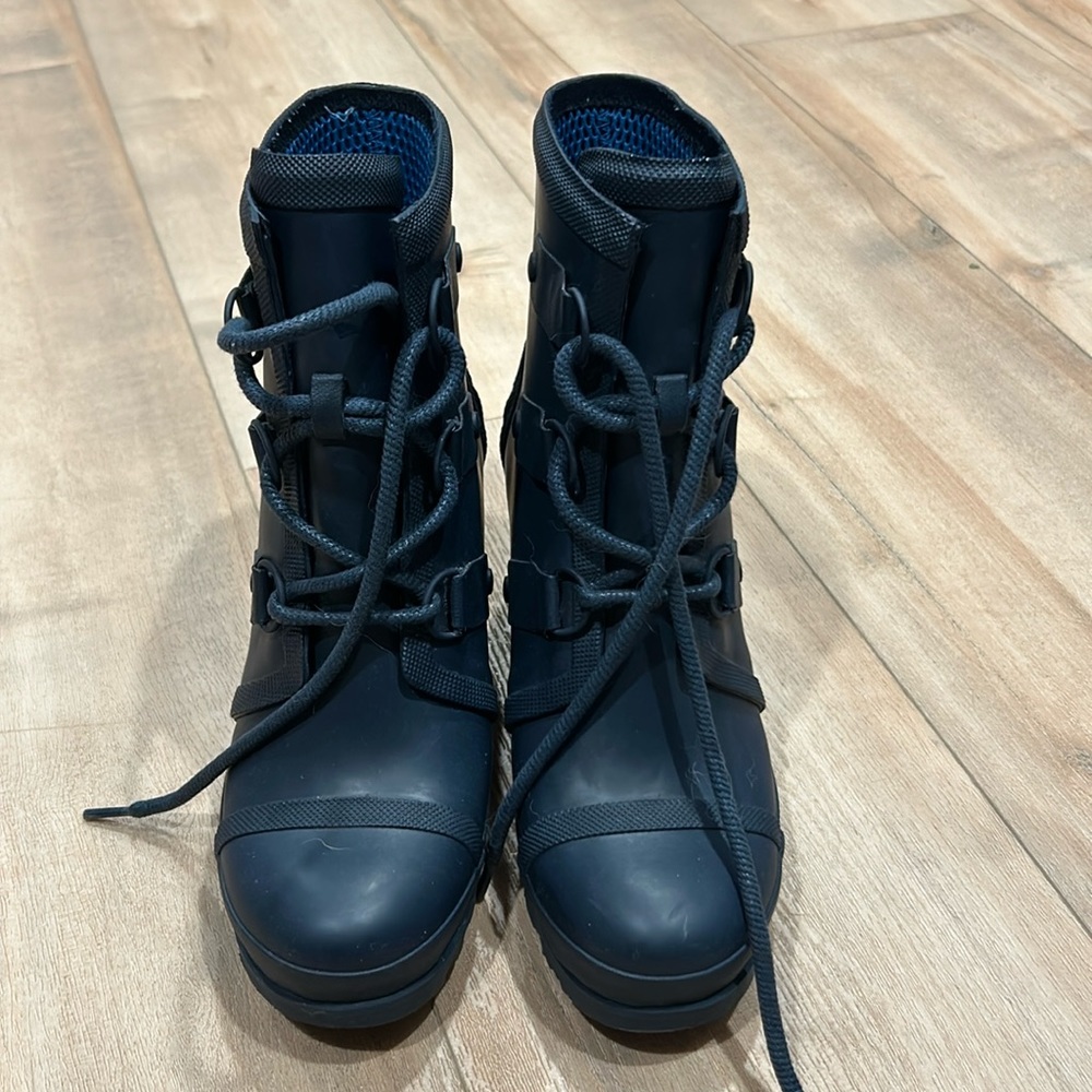 Sorel Joan wedge rain boots